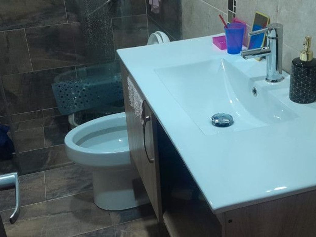 Casa de 10 alcobas en venta en Santander Sur, Bogotá, 180 m² · foto 17 de 19
