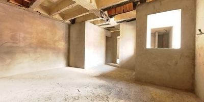 Descubre este acogedor apartamento con 2 habitaciones y 2 baños. Con 55 metros cuadrados, es el lugar perfecto para ti. Disfruta de espacios luminosos y bien distribuidos. ¡No dejes pasar esta oportunidad! Contáctanos para más información y agenda tu visita. Cod 127
