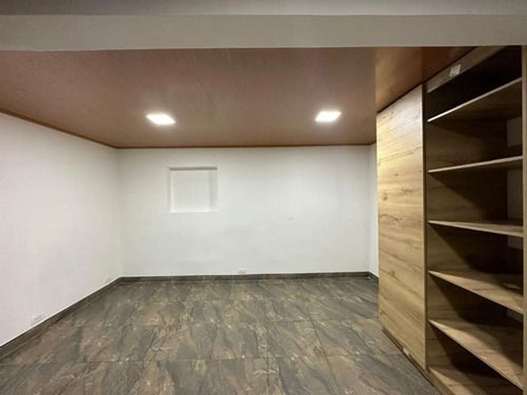 Casa de 6 alcobas en venta en La Fraguita, Bogotá, 252 m² · foto 6 de 10