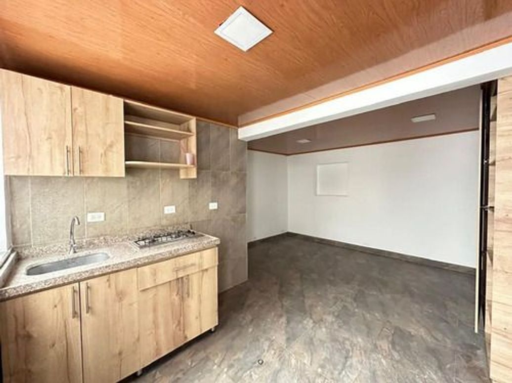 Casa de 6 alcobas en venta en La Fraguita, Bogotá, 252 m² · foto 4 de 10