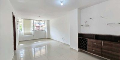 ? **¡Tu nuevo hogar te espera en el corazón del barrio Alto de Riomar!** ?Este impresionante apartaestudio, ubicado justo frente al Megaparque de Tivoli, es el lugar perfecto para disfrutar de la comodidad y la modernidad. ?️✨ **Características del apartaestudio:**- **Una acogedora habitación** con baño privado, ideal para relajarte al final del día. - **Cocina equipada** y área de labores, perfecta para aquellos que disfrutan cocinar en casa. - **Sala-comedor** con vista exterior, donde podrás compartir momentos inolvidables con familiares y amigos. ? **El edificio cuenta con:**- Ascensor ? para mayor comodidad.- Parqueadero en sótano ? para tu tranquilidad.- Piscina ?‍♂️, ideal para refrescarte en los días calurosos.- Portería 24 horas ?️, brindándote seguridad y paz mental.¡No pierdas la oportunidad de vivir en este espectacular apartaestudio y disfrutar del estilo de vida que siempre has soñado! #TuNuevoHogar #ApartaestudioEnVenta #Riomar #VidaModerna #InversiónInteligente #SueñosHechosRealidad #VivirBien