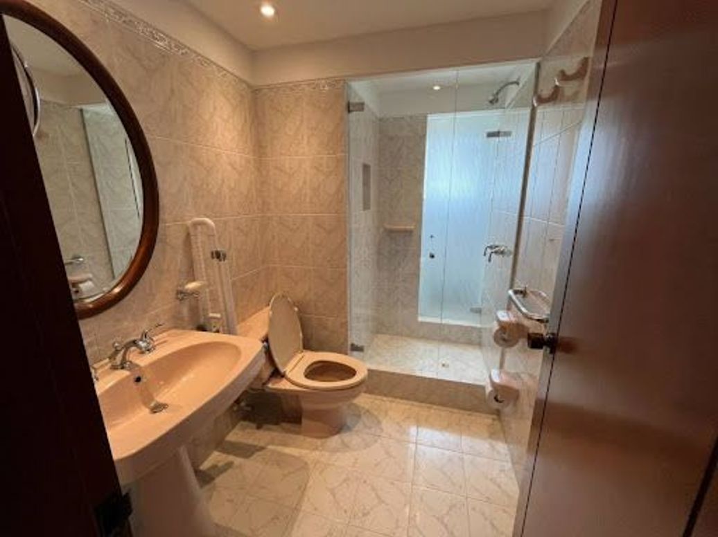 Casa de 4 alcobas en venta en Santa Barbara Alta, Bogotá, 414 m² · foto 19 de 20