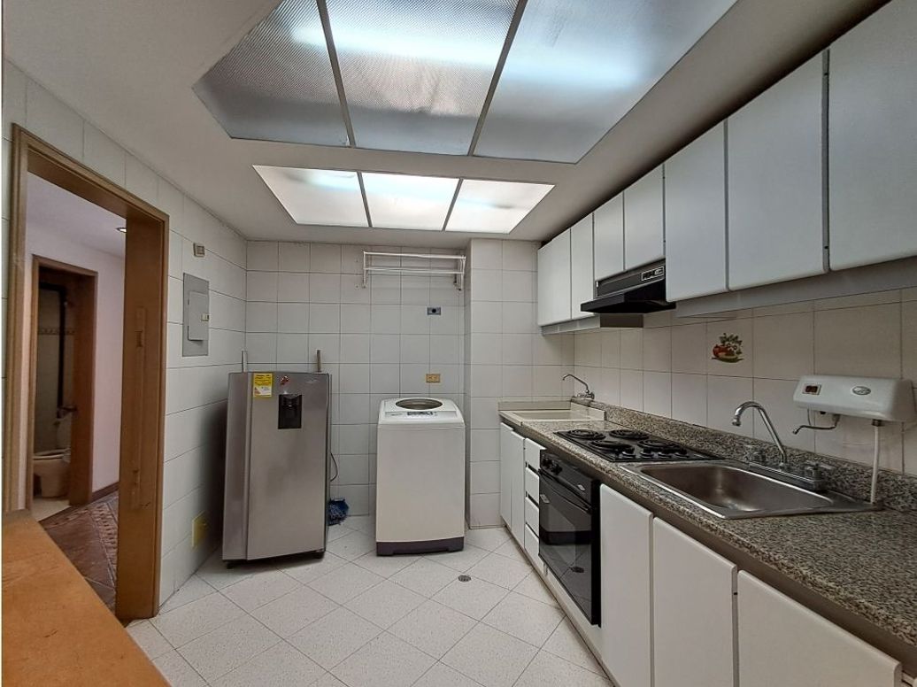 Apartamento de 2 alcobas en venta en La Castellana, Bogotá, 76 m² · foto 14 de 20