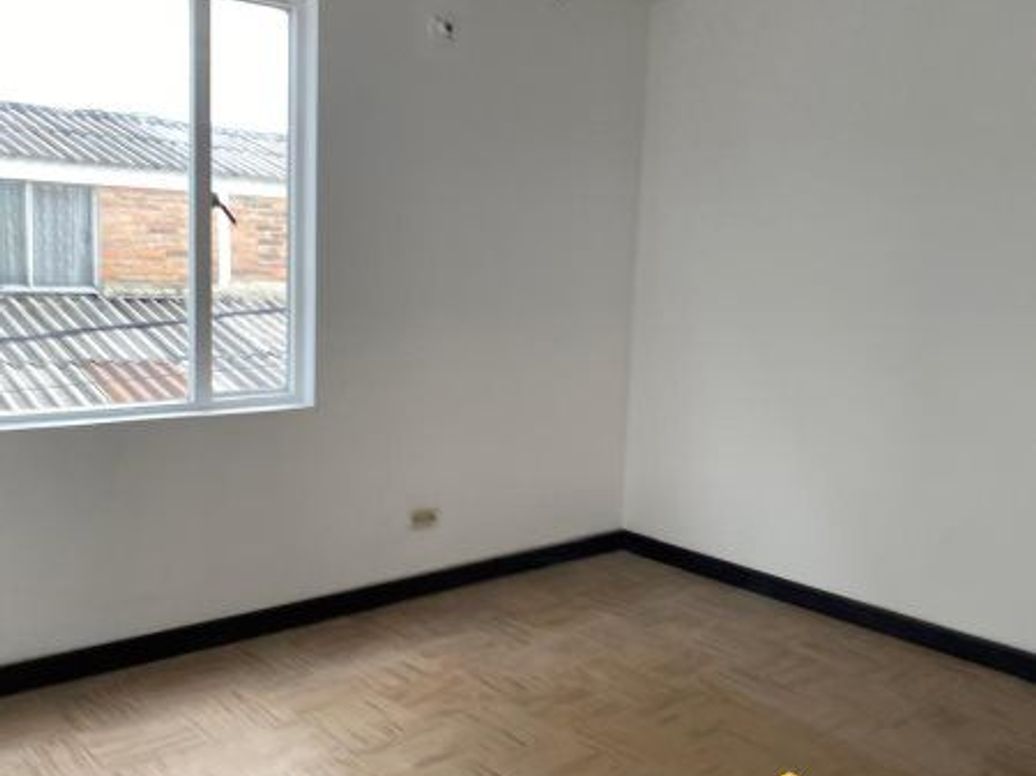 Casa de 3 alcobas en venta en Aures Et. Ii, Bogotá, 100 m² · foto 15 de 20