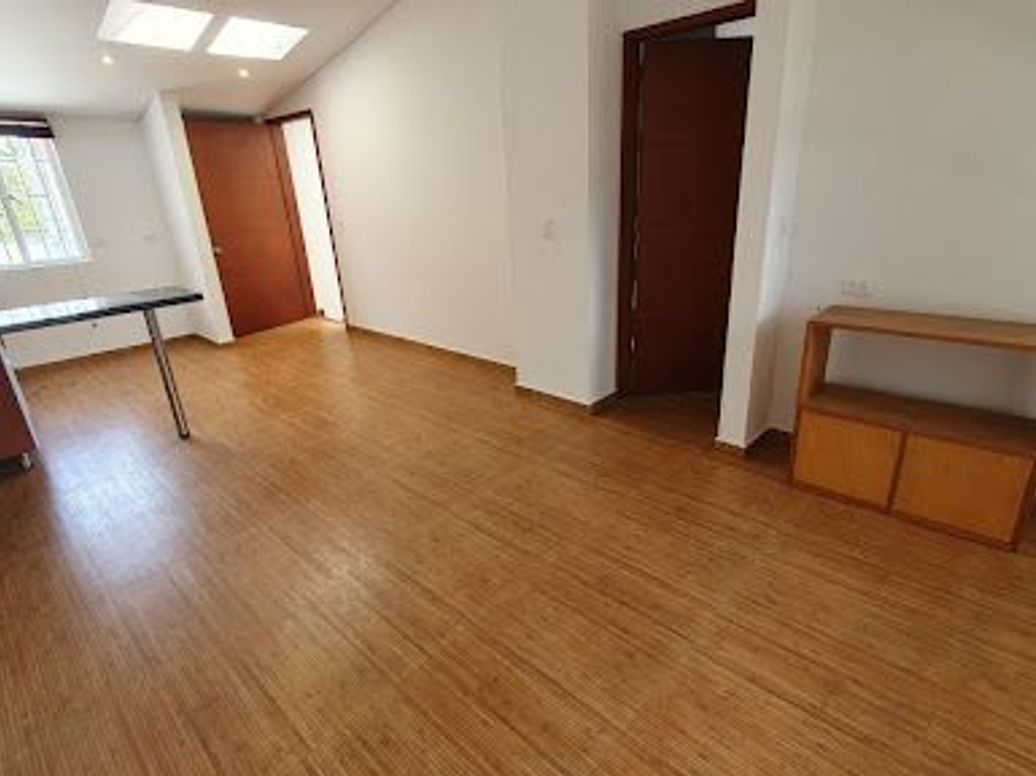 Apartamento de 1 alcoba en arriendo en La Esmeralda, Bogotá, 35 m² · foto 2 de 8