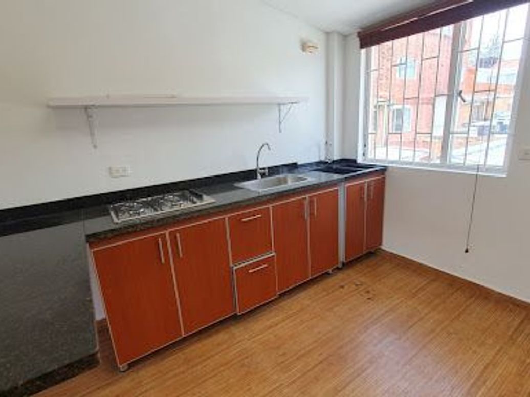 Apartamento de 1 alcoba en arriendo en La Esmeralda, Bogotá, 35 m² · foto 3 de 8