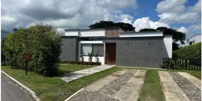 Casa en Conjunto Cerrado