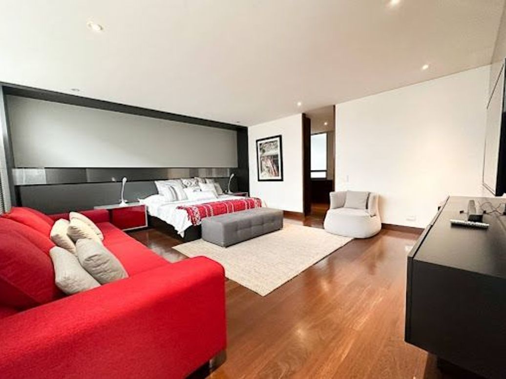 Apartamento de 3 alcobas en venta en Chico Norte Iii, Bogotá, 380 m² · foto 17 de 20