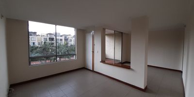 Apartamento en excelente sector.