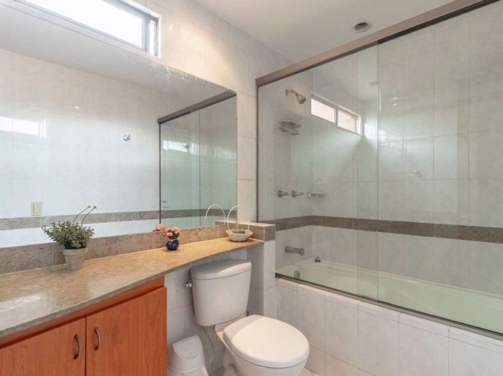 Apartamento de 4 alcobas en venta en Ciudad Salitre Occidental, Bogotá, 240 m² · foto 15 de 20