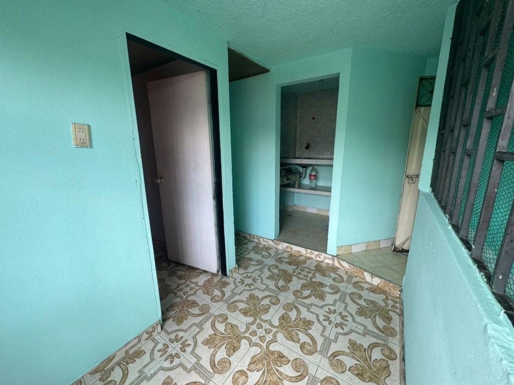Casa de 5 alcobas en venta en San Agustín, Bogotá, 200 m² · foto 7 de 12