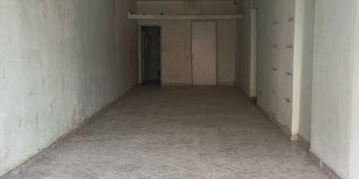 Arriendo Local comercial en Belén Parque por toda 76 y cerca al éxito,120 mts, un baño y patio.Información sujeta a cambios. Las imágenes de muebles, enseres, decoración y demás elementos son una referencia.Arrienda Activos y Bienes, Inmobiliaria experta en administración, arrendamiento y venta de apartamentos, casas, locales, bodegas y oficinas en el Oriente Antioqueño, Medellín y toda el área Metropolitana.