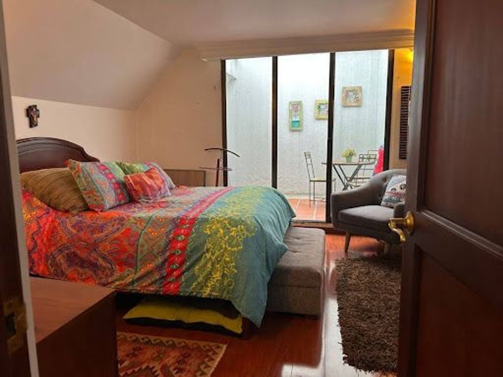 Apartamento de 3 alcobas en venta en Cedritos, Bogotá, 100 m² · foto 3 de 16