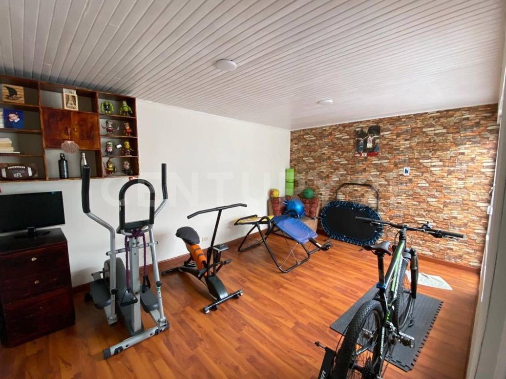 Casa de 4 alcobas en venta en Castilla, Bogotá, 224 m² · foto 17 de 19