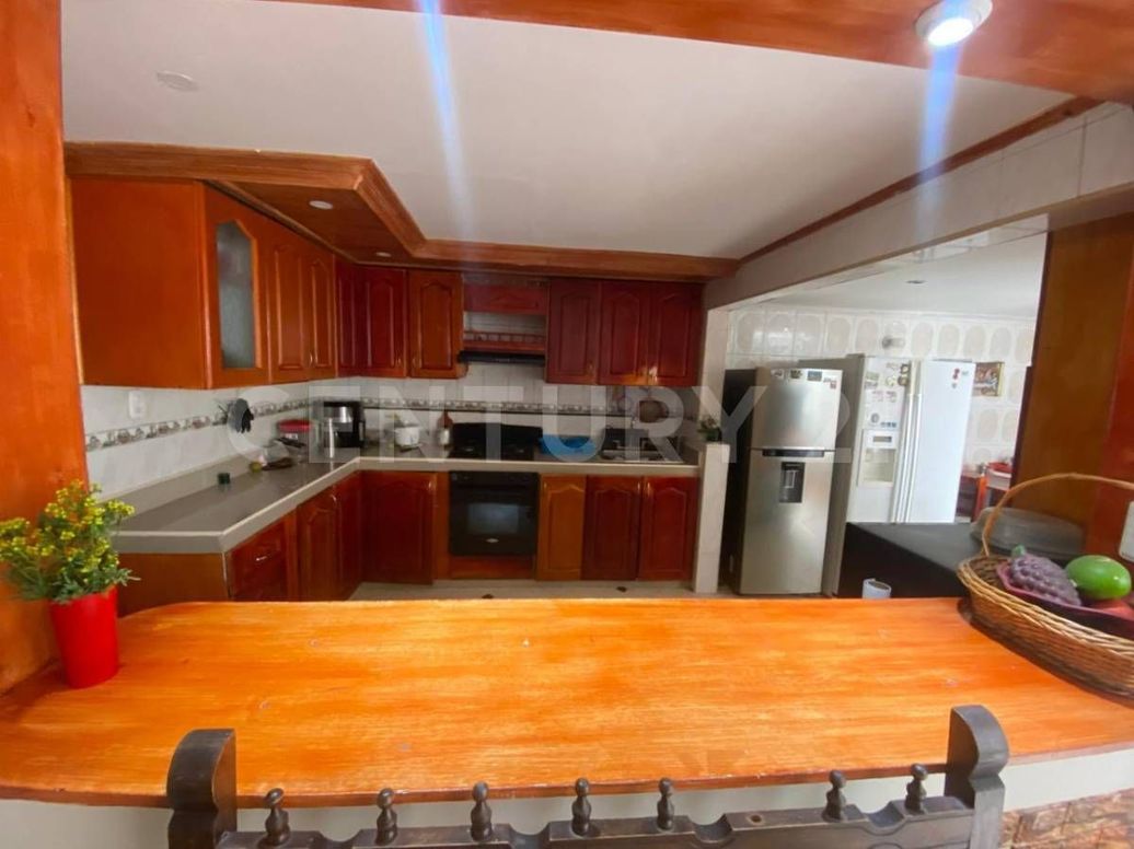 Casa de 4 alcobas en venta en Castilla, Bogotá, 224 m² · foto 7 de 19