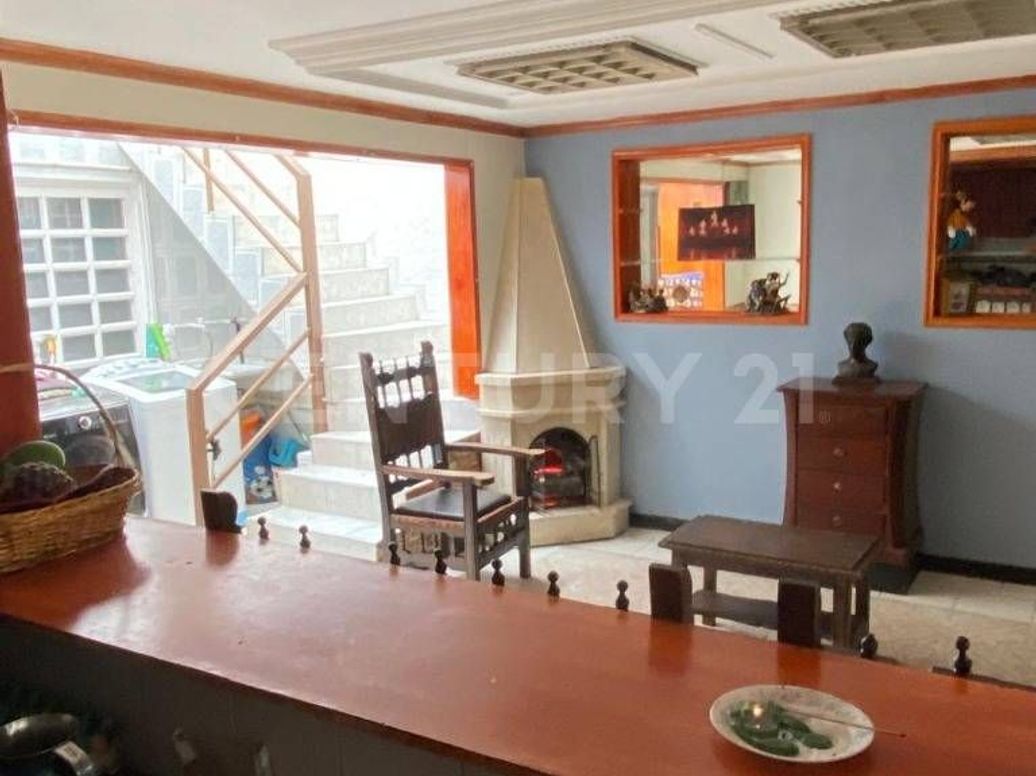 Casa de 4 alcobas en venta en Castilla, Bogotá, 224 m² · foto 8 de 19