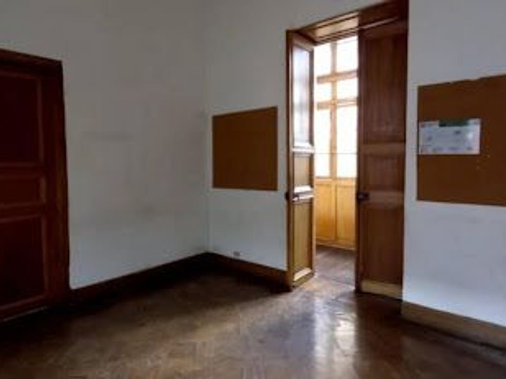 Casa de 13 alcobas en venta en Centro Administrativo, Bogotá, 808 m² · foto 7 de 20