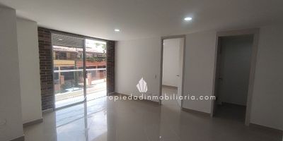 Apartamento en arriendo en Belén La Palma.
 ¡Este apartamento es el lugar perfecto para aquellos que buscan un hogar moderno y cómodo! Con 3 habitaciones (principal con baño y Vestier) , Cocina integral con barra tipo americana, red de gas, zona de ropas independiente, calentador de agua a gas de paso, balcón, 2 baños uno en la habitación principal y el social, pisos en porcelanato, este apartamento de 75 metros cuadrados ofrece espacio suficiente para todos. Disfruta de la comodidad de vivir en este apartamento con maravillosa vista. ¡No esperes más!. Ed cuenta con ascensor y portería 16 horas y parqueadero para moto. Queda cerca de la Av. 80, consumo de la 80, centro comercial los molinos, estación la palma del metro plus, rutas de trasporte. Si estás buscando un lugar para llamar hogar, ¡este es el lugar perfecto para ti! Contáctanos hoy para obtener más información y programar una visita.