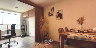 [ARR] ID HOUM: 160502

Entérate de todos los beneficios al arrendar con nosotros:
    • Asistencia e intermediación con el propietario
    • Firma tu contrato online
    • Arrienda sin burocracia, sin papeleos ni notarías

Departamento en arriendo, ubicado en el barrio San Juan Bosco, La Uribe, con una superficie construida de 35.00 m² y superficie total de 35.00  m². 

Sus principales características son:

    • No amoblado
    • 1 dormitorio
    • 1 baño
    • Admite mascotas
    • Año de construcción: 2023
            
Además, el inmueble cuenta con las siguientes amenidades:

    • Salón de eventos
    • Vigilancia 24 hrs
    • Ascensor
    • Zona de juegos
    • Gimnasio
    • Lavandería
    • Zona de asadores

Si arriendas con nosotros, te brindamos asesoría personalizada durante todo el proceso.

Requisitos para arrendar con nosotros:

    • Arrienda sin codeudor*, fácil, rápido y seguro
    • Demuestra un ingreso mensual neto de al menos 2.5 veces el valor del arriendo (los ingresos mensuales se pueden complementar por las personas que vivirán en este inmueble)
    • Completa tu información básica y mándanos tus extractos bancarios o documentos que demuestren tus ingresos
    • No debes tener reportes negativos en centrales de crédito
        

IMPORTANTE:

    • Te invitamos a agendar una visita a esta propiedad
    • Si tienes alguna duda por favor puedes solicitar más información desde los portales como también contactarte directamente con nosotros
    
Más que una inmobiliaria, somos Houm.
*Aplican T&C