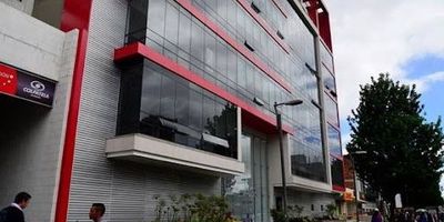 Espectacular oficina de 134 metros ,con magnifica ubicación sobre la carrera quince con noventa y tres ,amoblada