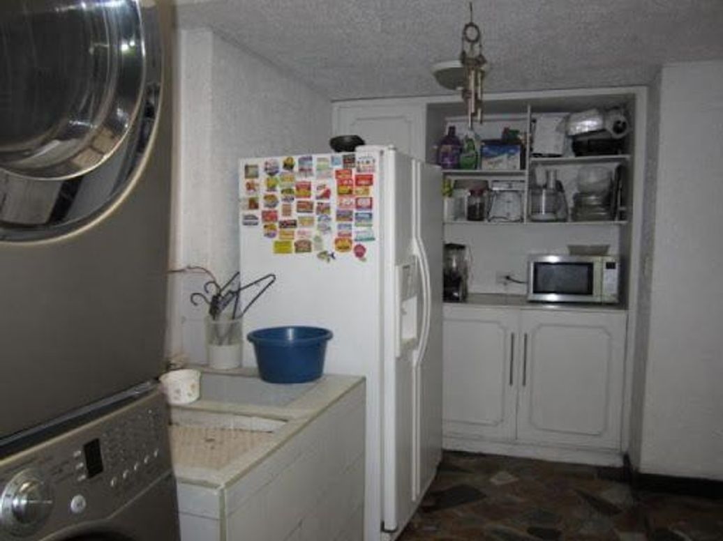 Casa de 4 alcobas en venta en Santa Barbara Central, Bogotá, 350 m² · foto 5 de 18