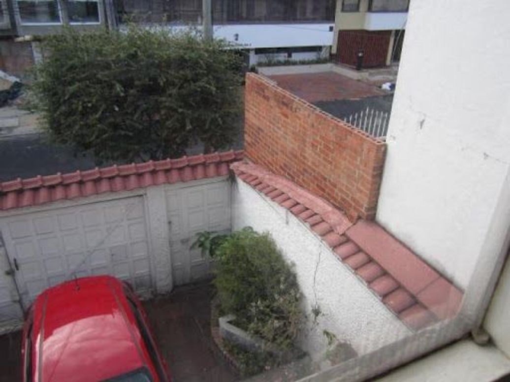 Casa de 4 alcobas en venta en Santa Barbara Central, Bogotá, 350 m² · foto 18 de 18