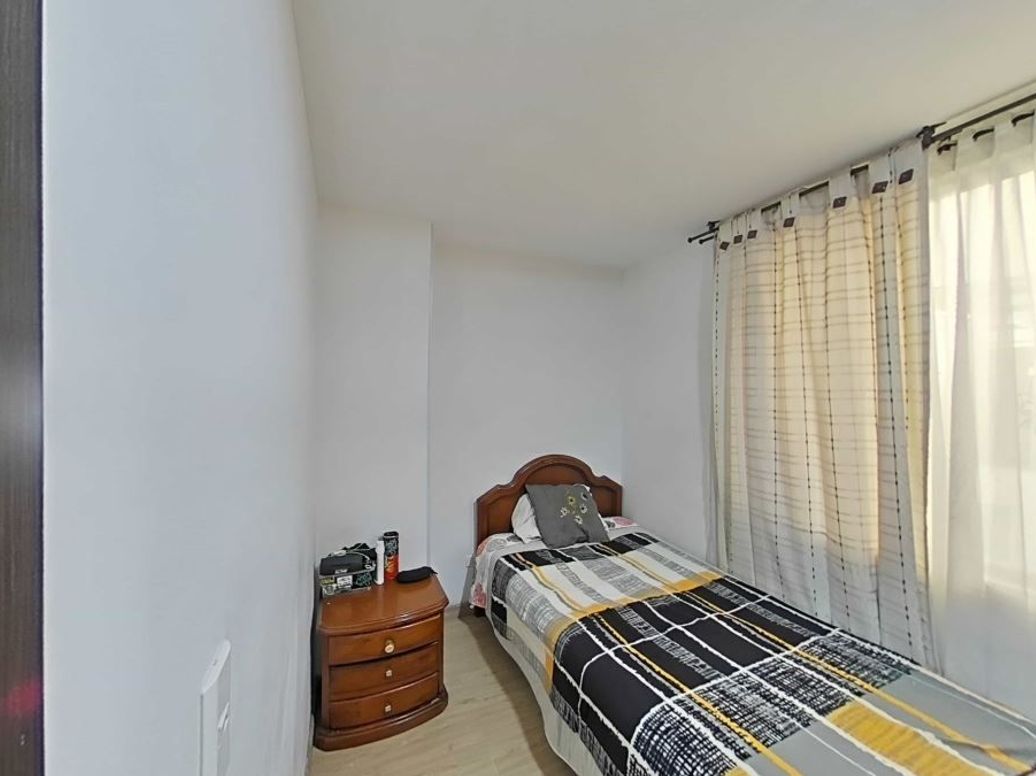 Apartamento de 3 alcobas en venta en Rincón Santo, Bogotá, 62 m² · foto 6 de 15