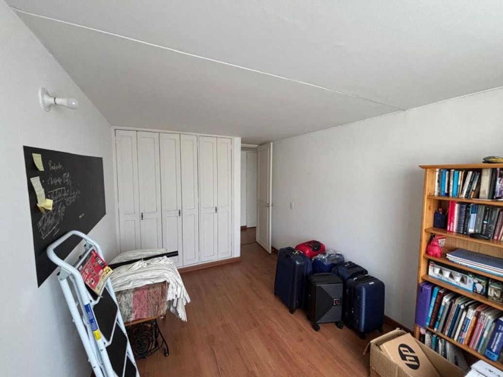 Casa de 5 alcobas en venta en Niza, Bogotá, 263 m² · foto 16 de 20