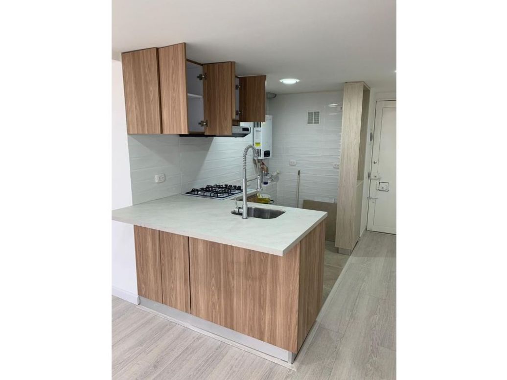 Apartaestudio en venta en La Felicidad, Bogotá, 35 m² · foto 2 de 6