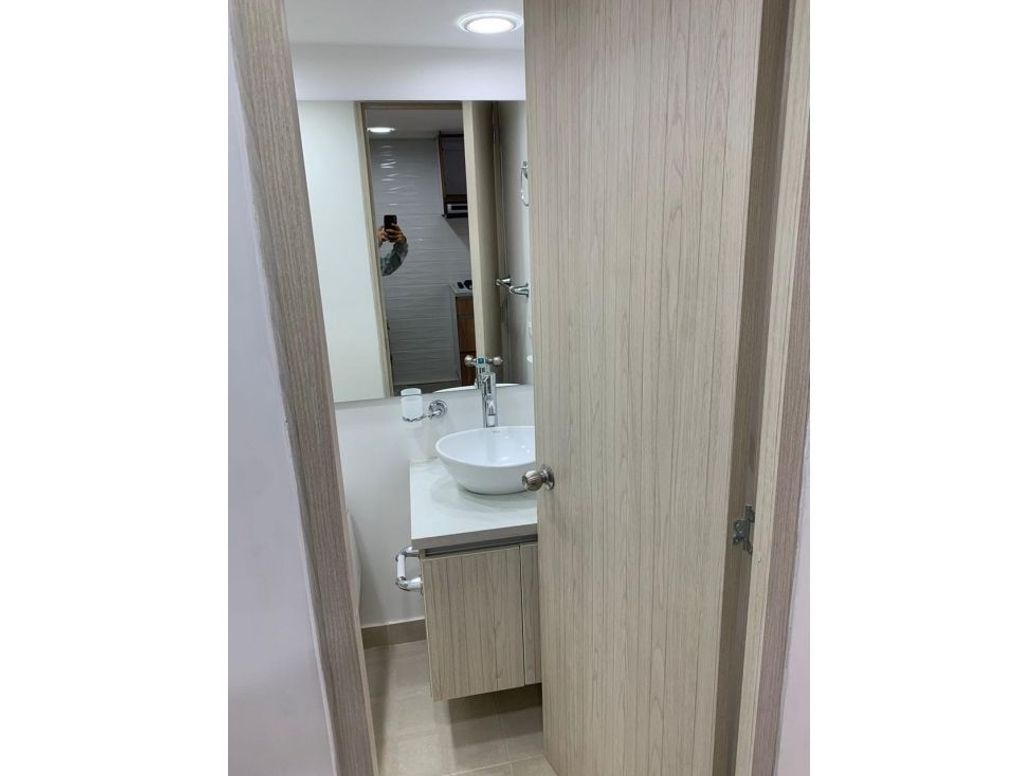 Apartaestudio en venta en La Felicidad, Bogotá, 35 m² · foto 5 de 6