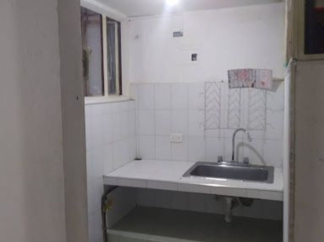 Casa de 8 alcobas en venta en San Pedro De Tibabuyes, Bogotá, 80 m² · foto 11 de 13