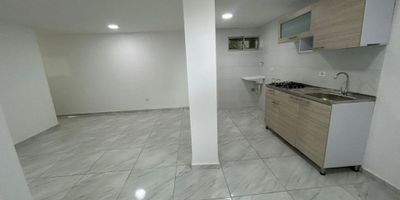 En el barrio san isidro, se encuentra este encantador apartamento de 3 habitaciones y 1 baño, con una distribución inteligente que optimiza cada uno de sus 64,8 metros cuadrados. Con una decoración moderna y elegante, este espacio se convierte en el escenario perfecto para crear nuevos recuerdos. Además, cuenta con 1 parqueadero para mayor comodidad. Experimenta la armonía y comodidad que este hogar tiene para ofrecer. ¡Bienvenido a tu nuevo refugio urbano!.