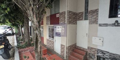 cod 5971 se arrienda apartamento en giron, 2 alcobas, 1 con closet, sala comedor, cocina tradicional, 1 baño auxiliar, instalacion lavadora, patio ropas, piso en ceramica.