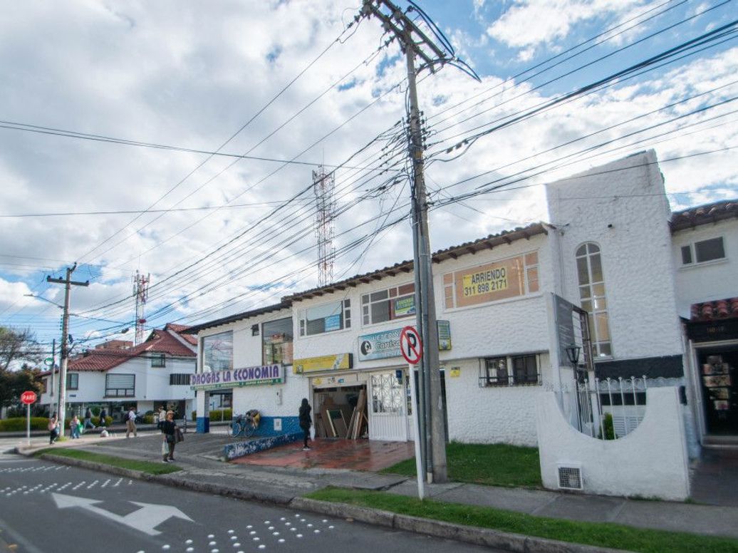 Casa de 11 alcobas en venta en El Contador, Bogotá, 639 m² · foto 4 de 5