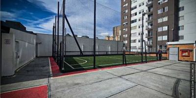  ¡TU NUEVO HOGAR TE ESPERA EN RIONEGRO – SECTOR TRANVÍA! 
Hermoso Apartamento en Arriendo – $1.600.000

¡Vive con todo el confort que tú y tu familia merecen en una de las zonas más apetecidas de Rionegro!

Ubicación privilegiada: Sector Tranvía – zona residencial tranquila, segura y con fácil acceso a transporte, colegios, supermercados, hospitales y más.

---- Características del apartamento:
- 3 habitaciones con excelente iluminación
- 2 baños modernos
- Sala cómoda y acogedora
- Cocina integral equipada
- Zona de ropas independiente
- Parqueadero privado

----- Disfruta de excelentes zonas sociales:
- Piscina para adultos y niños
- Gimnasio completamente dotado
- Salón de eventos
- Cancha de fútbol
- Juegos infantiles, zonas verdes y mucho más

--- Canon mensual: $1.600.000 (¡Una oportunidad que no puedes dejar pasar!)

Este apartamento es ideal para quienes buscan calidad, tranquilidad y bienestar en un ambiente familiar.

Contáctanos hoy mismo y agenda tu visita

¡Haz realidad tu sueño de vivir en un lugar que lo tiene todo!