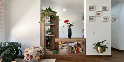 ¡Bienvenido a este apartamento de 2 habitaciones y 2 baños! En este acogedor espacio de 59 metros cuadrados, donde la luz natural ilumina cada rincón tus días serán diferentes. La cocina es perfecta para preparar deliciosas comidas y la sala de estar invita a relajarte después de un largo día. Con una ubicación privilegiada, tendrás todo lo que necesitas a tu alcance. ¡Ven y descubre tu nuevo hogar!