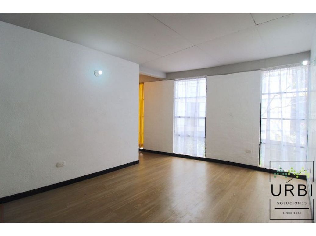 Apartaestudio en venta en Las Cruces, Bogotá, 31 m² · foto 5 de 15