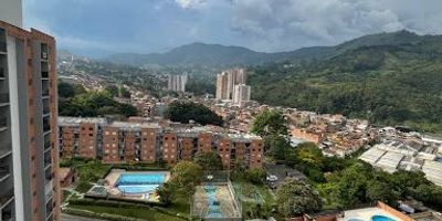 Hermoso y moderno apartamento de 70 m² en Ditaires, ubicado en un excelente sector residencial de alta valorización. Cuenta con 3 alcobas, 2 baños, sala-comedor con gran iluminación, cocina integral, zona de ropas independiente y balcón con vista. Ideal para quienes buscan comodidad, buena distribución y cercanía a todo: transporte, colegios, centros comerciales y zonas verdes. ¡Una oportunidad única para vivir o invertir en una zona tranquila, segura y con todo al alcance!