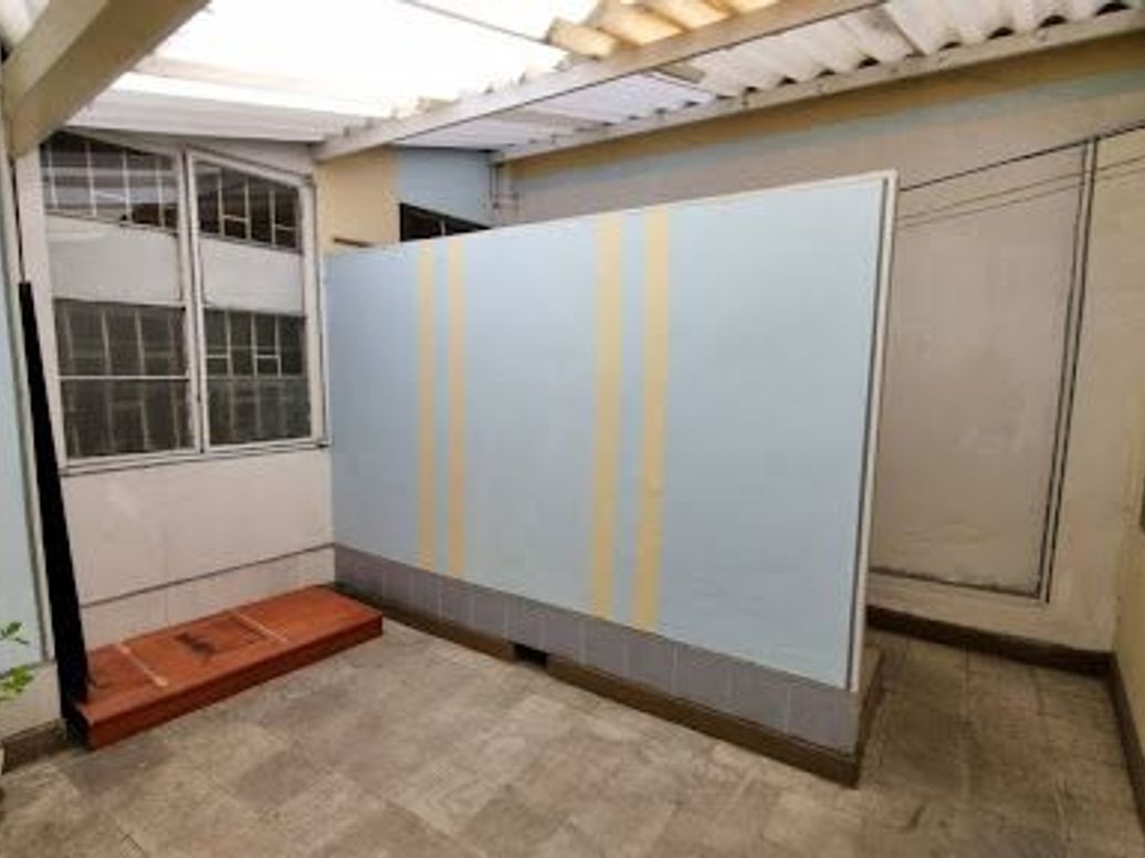 Casa de 10 alcobas en venta en Bellavista Occidental, Bogotá, 246 m² · foto 9 de 15