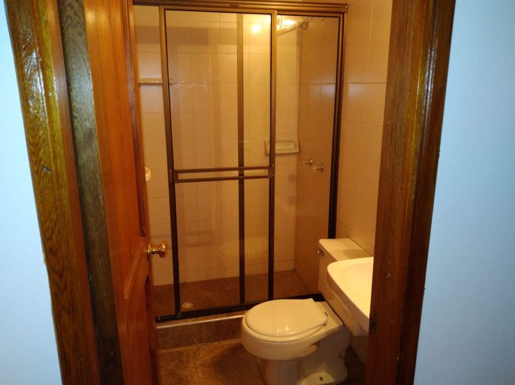 Apartamento de 3 alcobas en venta en Cedro Narvaez, Bogotá, 120 m² · foto 4 de 15