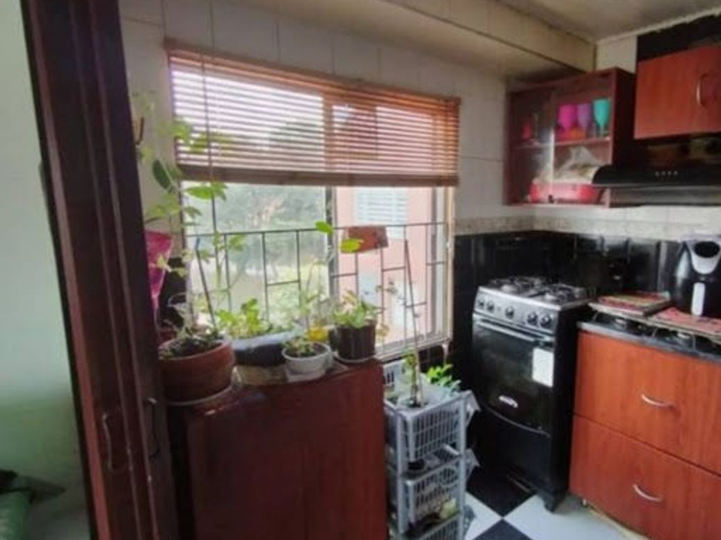 Apartamento de 3 alcobas en venta en Prado Veraniego, Bogotá, 64 m² · foto 9 de 20