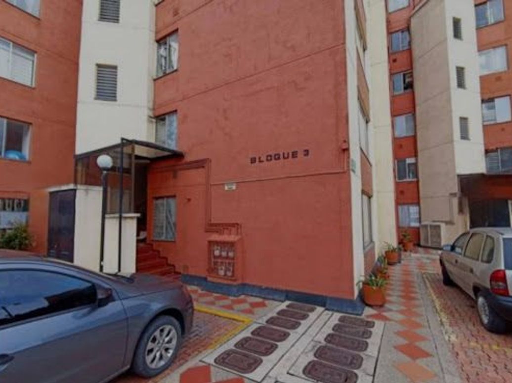 Apartamento de 3 alcobas en venta en Prado Veraniego, Bogotá, 64 m² · foto 2 de 20