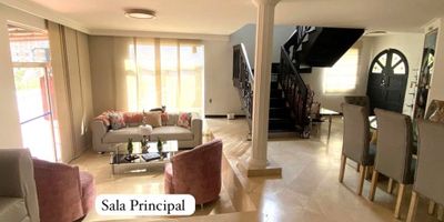 95gp28177 Vendo hermosa casa de tres niveles en Poblado - La Palmas, área 373 mtr2, 4 alcobas todas con closet y baño, la principal con balcon, alcoba de servicio con baño, baño social, mezanine en el tercer piso, sala, comedor, balcon, cocina integral con red de gas, calentador de paso, zona de ropas, patio, jardin con fuente, sotano, 3 parqueaderos externos y 1 uno interno, piso en ceramica, estrato 6, piso 1.

Urbanizacion con porteria 24 horas, zonas verdes y senderos ecologicos.

 

 

 

 

 

 

 

 

 

 

 

 

 

 

 

 
