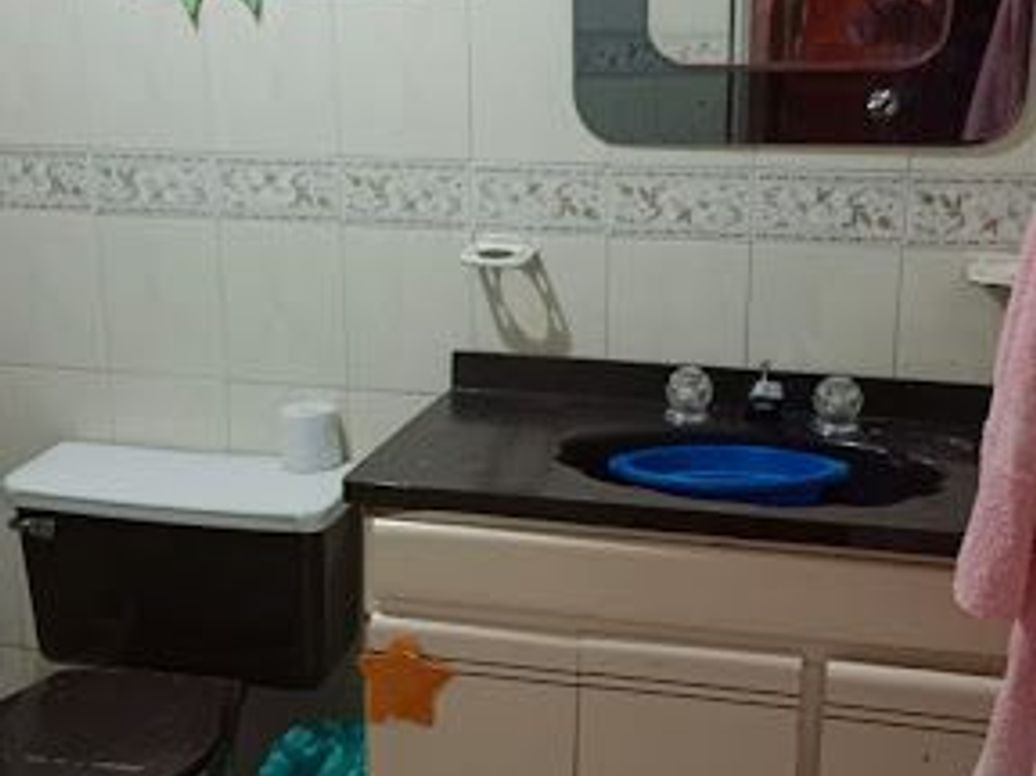 Casa de 9 alcobas en venta en Zarzamora, Bogotá, 330 m² · foto 8 de 20