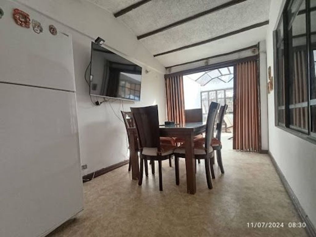 Casa de 9 alcobas en venta en Zarzamora, Bogotá, 330 m² · foto 17 de 20