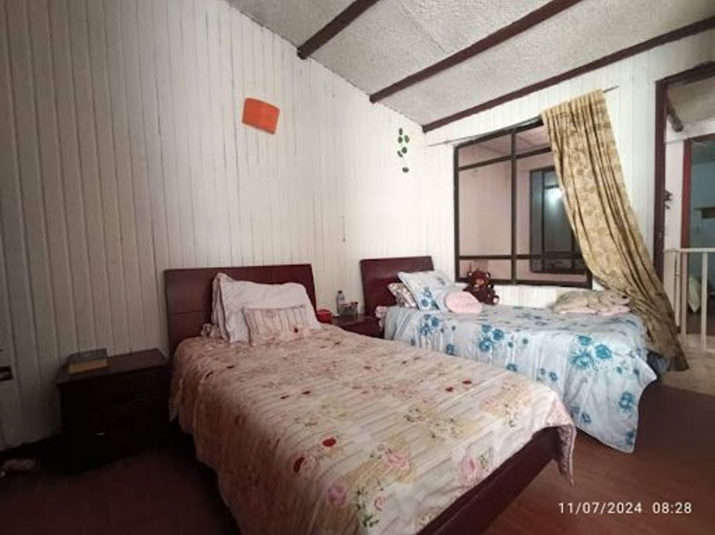 Casa de 9 alcobas en venta en Zarzamora, Bogotá, 330 m² · foto 19 de 20