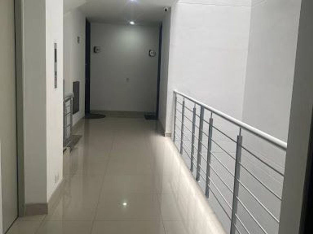 Apartamento de 1 alcoba en venta en Santa Barbara Occidental, Bogotá, 62 m² · foto 14 de 20