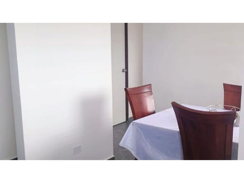 Apartamento de 2 alcobas en venta en San Pablo, Bogotá, 40 m² · foto 2 de 10