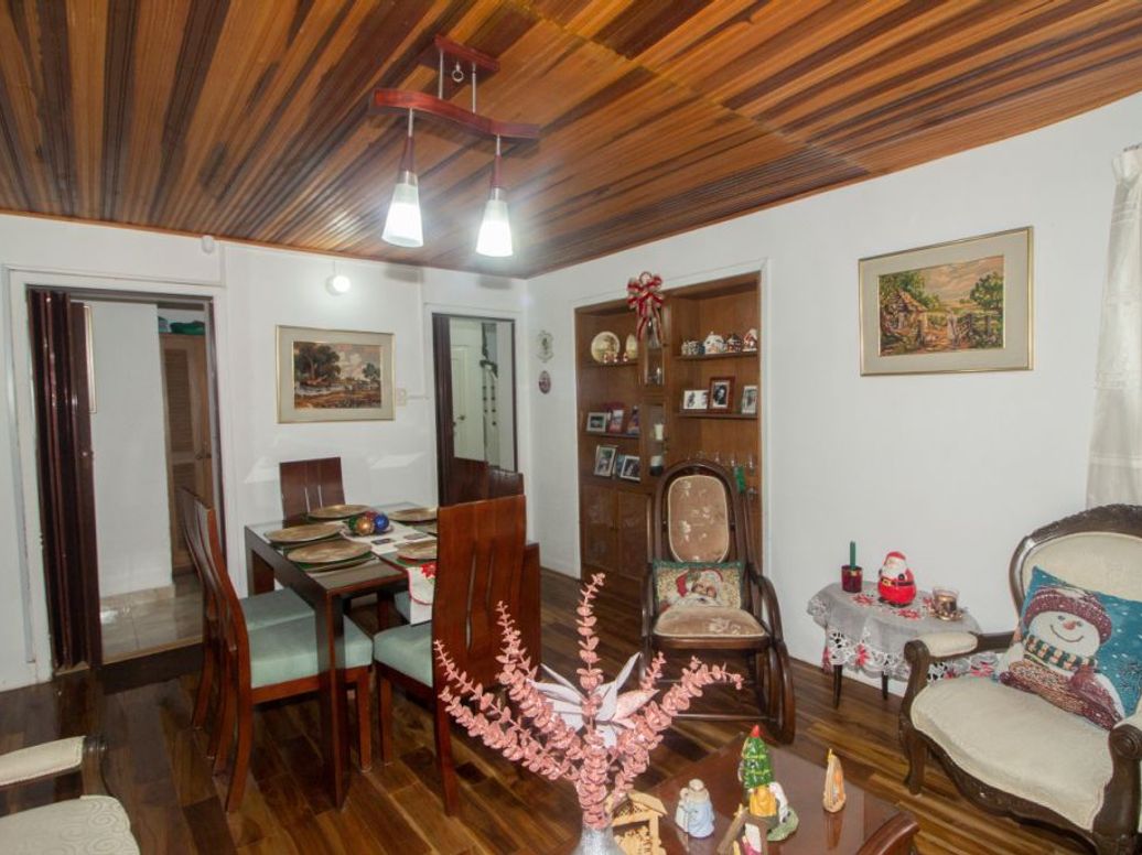 Casa de 6 alcobas en venta en Sagrado Corazon, Bogotá, 351 m² · foto 6 de 20