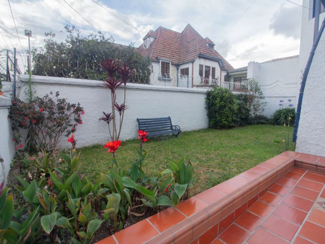 Casa de 6 alcobas en venta en Sagrado Corazon, Bogotá, 351 m² · foto 18 de 20